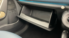 MINI Aceman 135kW E Classic 43kWh 5dr Auto Electric Hatchback